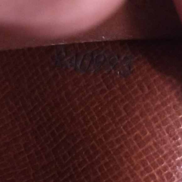 Louis Vuitton Card Case Organizer Wallet Monogram - Picture 12 of 13